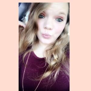 Meet your Posher, Pamela